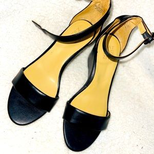 New Black Naturalize Sandals Size 7.5M